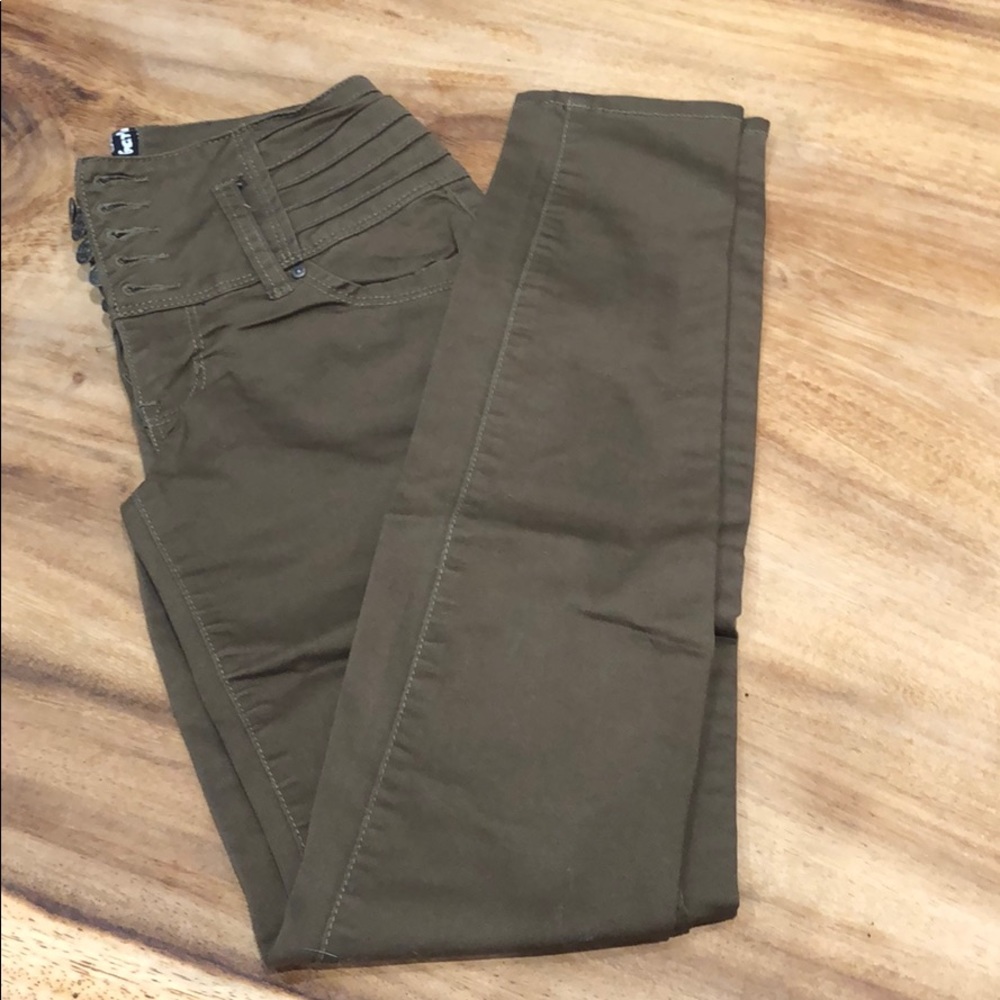 Hot Kiss army green skinny jeans